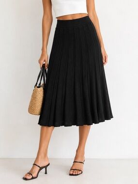 Elegant Black knit Pleated Skirt